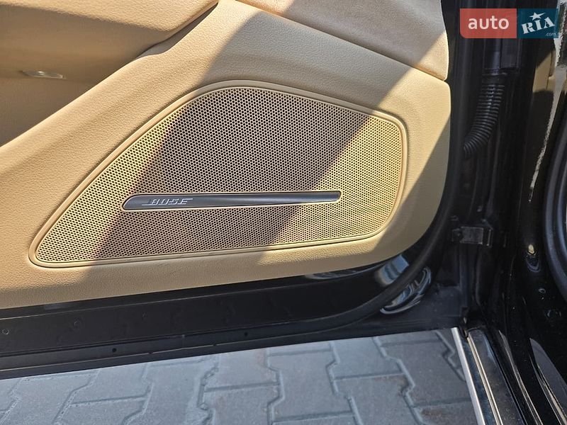 Седан Audi A8 2013 в Вінниці