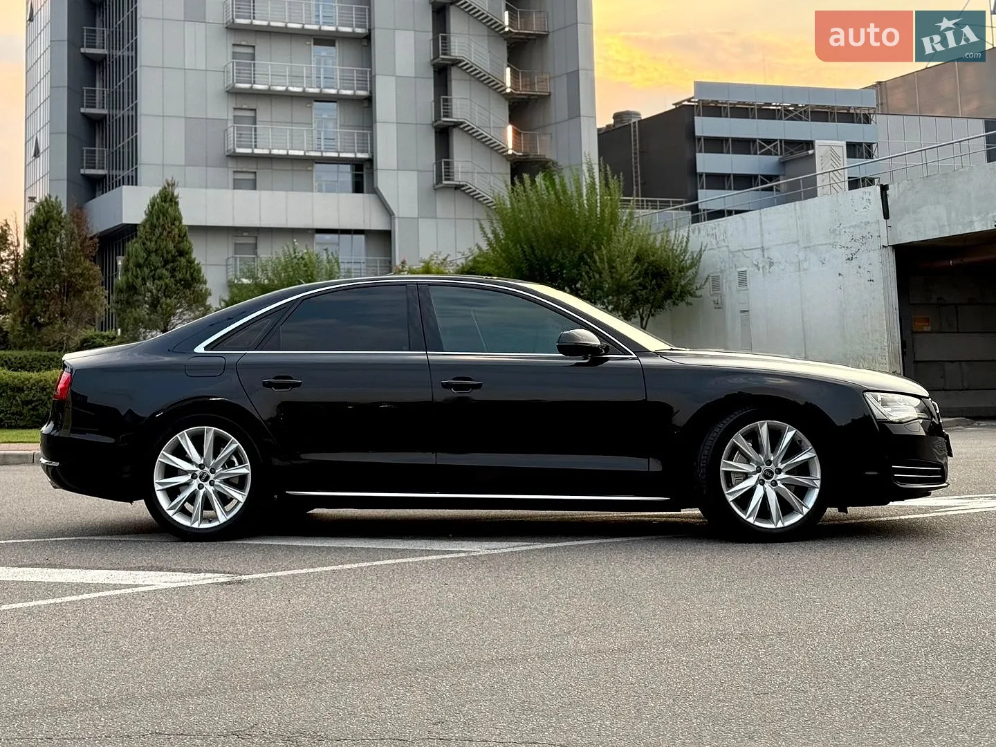 2010 Audi A8 - мініатюра 26