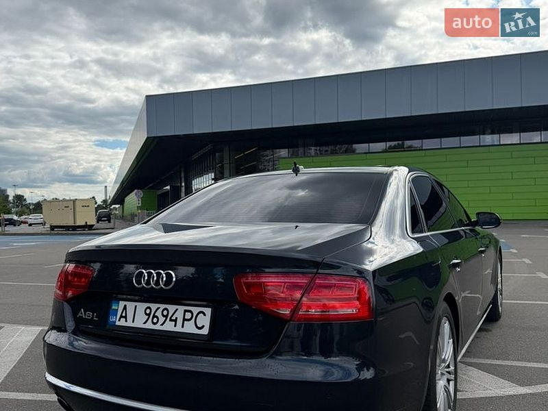 Седан Audi A8 2013 в Киеве