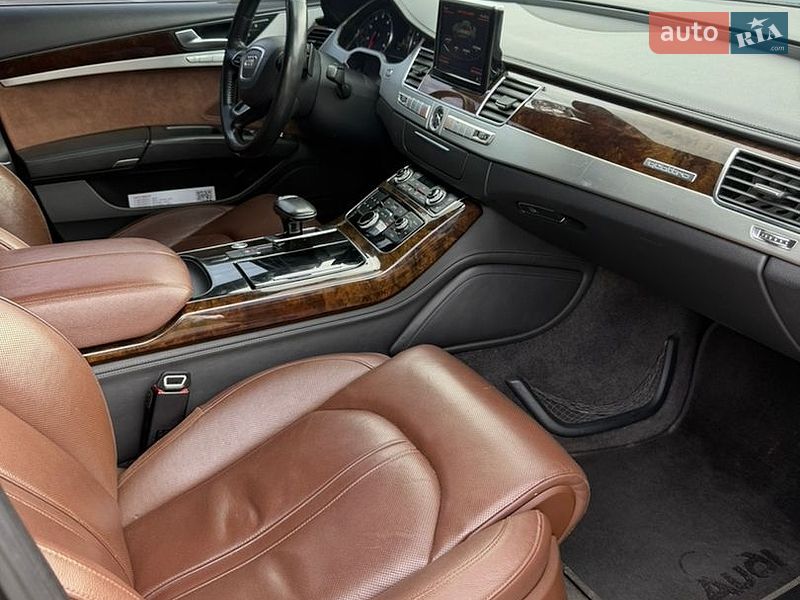 Седан Audi A8 2013 в Киеве