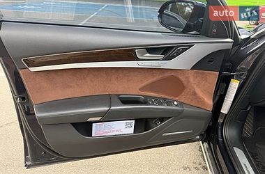 Седан Audi A8 2013 в Киеве