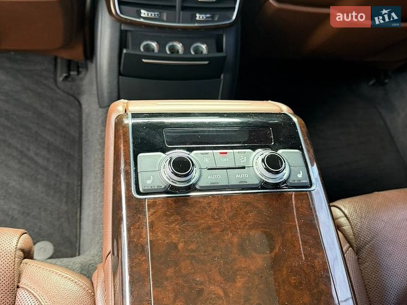 Седан Audi A8 2013 в Киеве