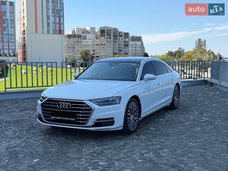 Седан Audi A8 2020 в Дніпрі