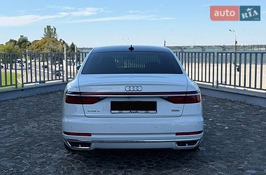 Седан Audi A8 2020 в Дніпрі