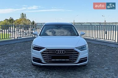 Седан Audi A8 2020 в Дніпрі