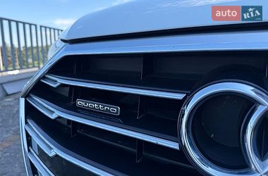 Седан Audi A8 2020 в Дніпрі