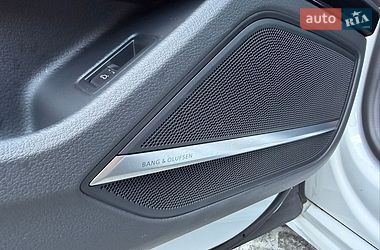Седан Audi A8 2020 в Дніпрі