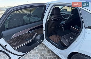Седан Audi A8 2020 в Дніпрі