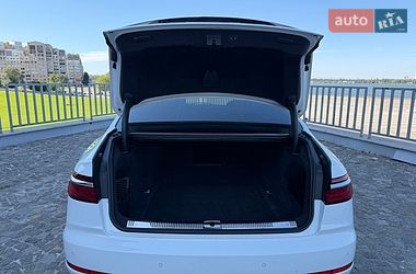 Седан Audi A8 2020 в Дніпрі