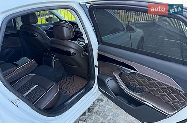 Седан Audi A8 2020 в Дніпрі