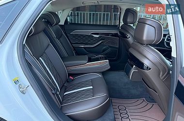 Седан Audi A8 2020 в Дніпрі