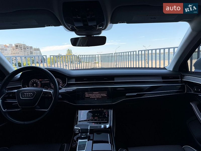 Седан Audi A8 2020 в Дніпрі