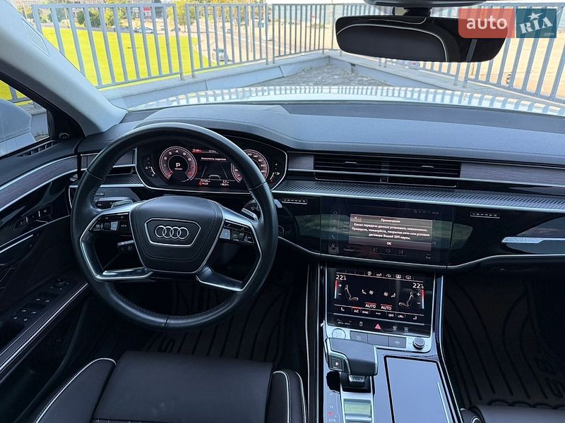 Седан Audi A8 2020 в Дніпрі
