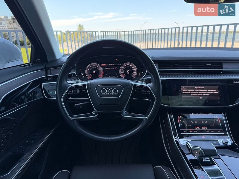 Седан Audi A8 2020 в Дніпрі