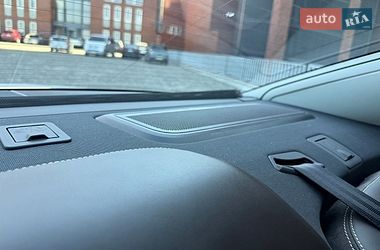 Седан Audi A8 2020 в Дніпрі