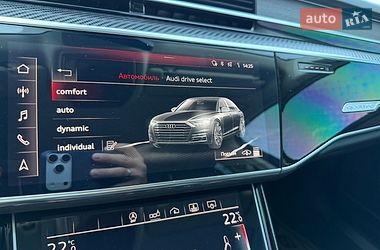 Седан Audi A8 2020 в Дніпрі