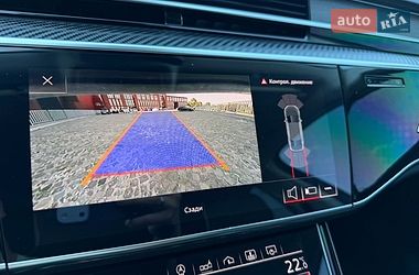 Седан Audi A8 2020 в Дніпрі