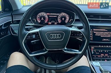 Седан Audi A8 2020 в Дніпрі