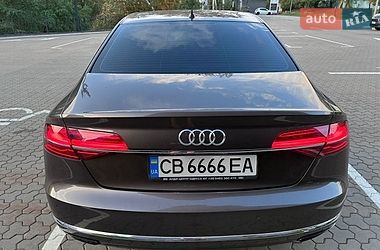 Седан Audi A8 2014 в Киеве