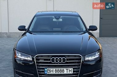 Седан Audi A8 2014 в Одесі