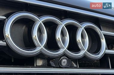 Седан Audi A8 2014 в Одессе
