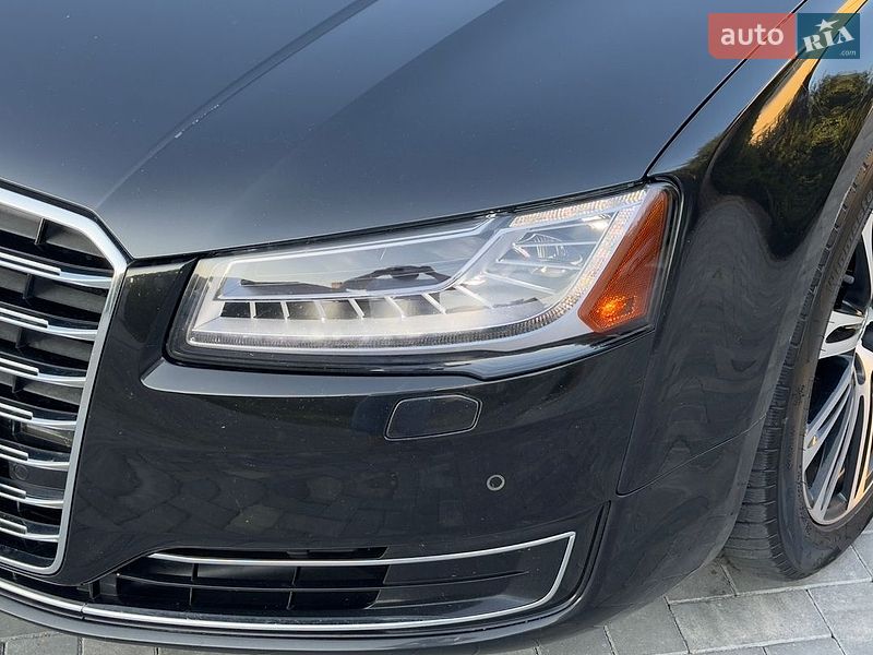 Седан Audi A8 2014 в Одессе