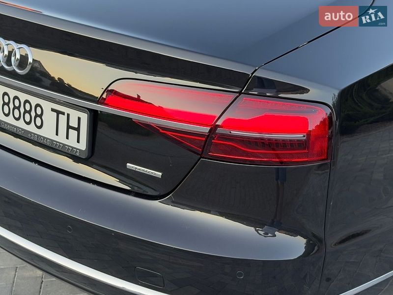 Седан Audi A8 2014 в Одессе