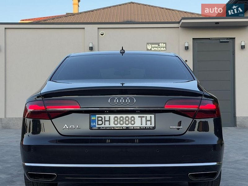 Седан Audi A8 2014 в Одессе
