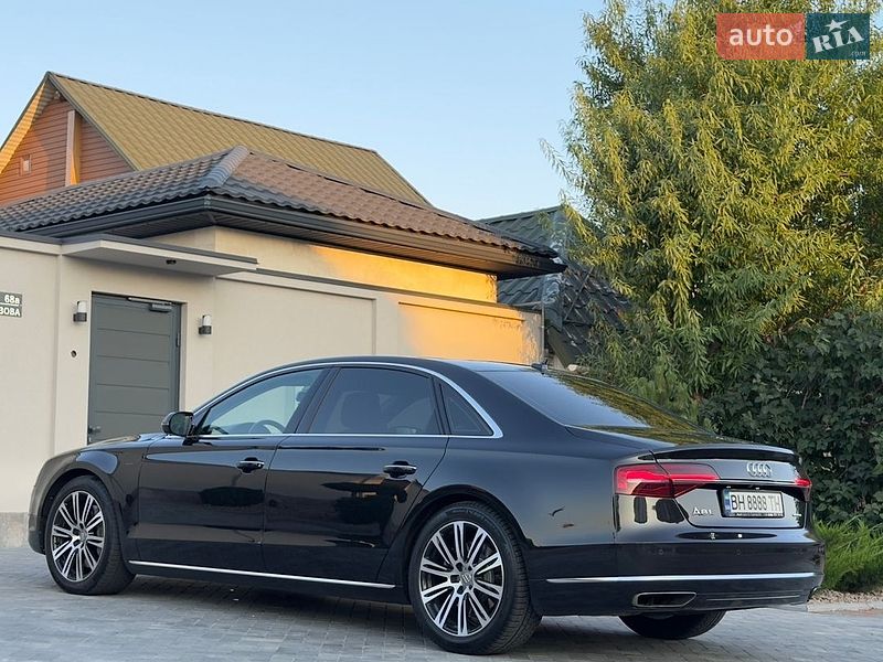 Седан Audi A8 2014 в Одессе