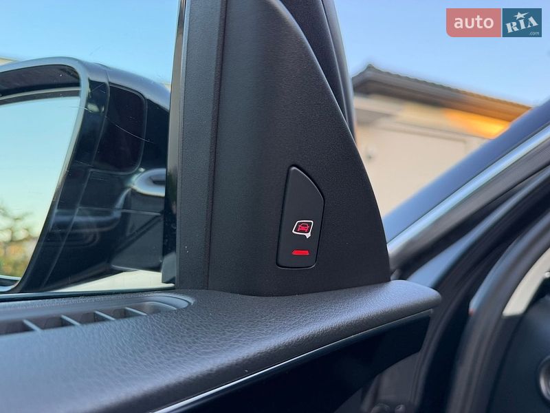 Седан Audi A8 2014 в Одессе