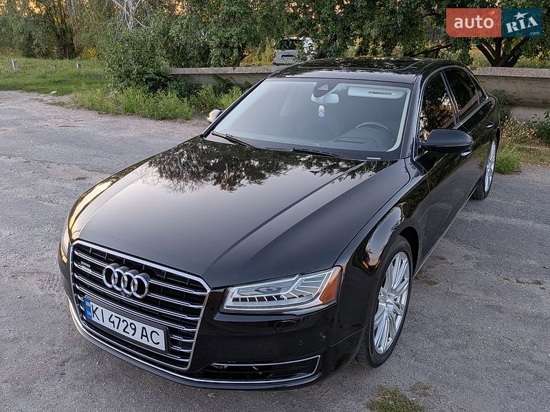 Седан Audi A8 2014 в Борисполі