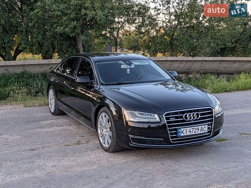 Седан Audi A8 2014 в Борисполі