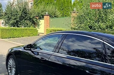 Седан Audi A8 2021 в Киеве