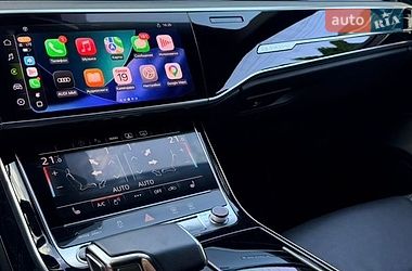 Седан Audi A8 2021 в Киеве