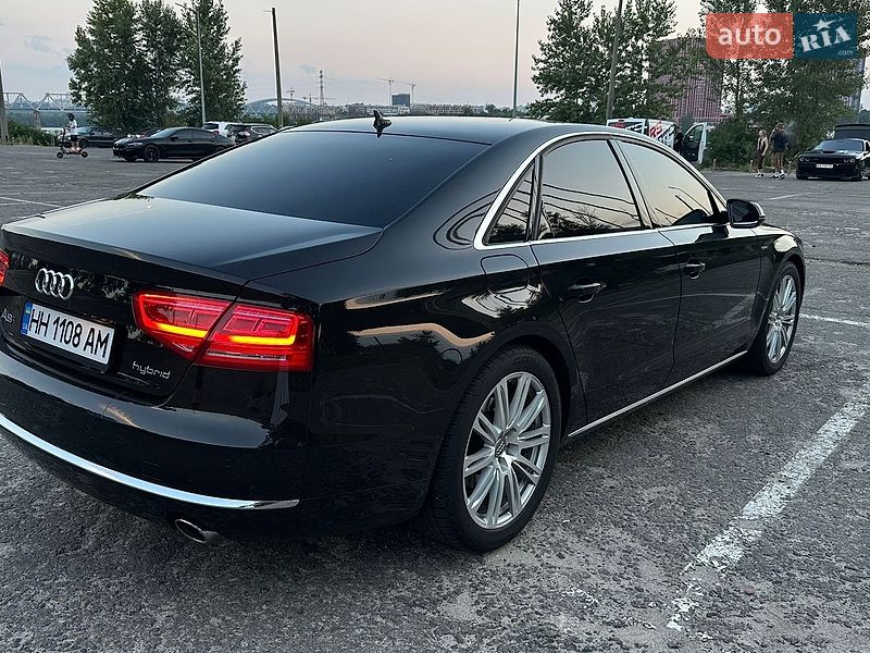Седан Audi A8 2012 в Києві фото 16 Седан Audi A8 2012 в Києві