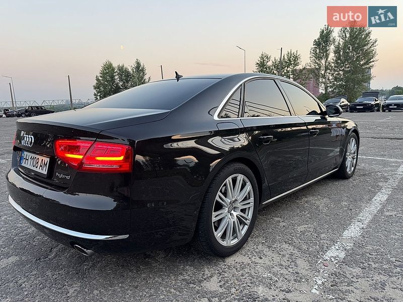 Седан Audi A8 2012 в Києві фото 17 Седан Audi A8 2012 в Києві