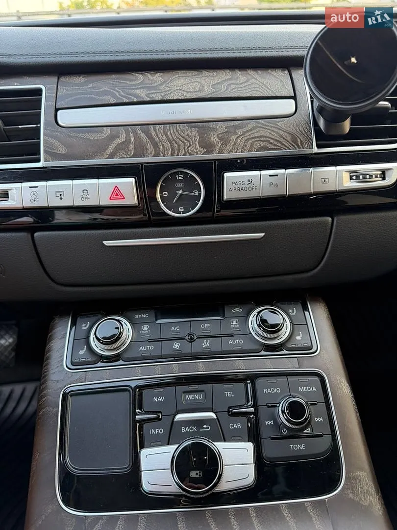 2015 Audi A8 - мініатюра 23