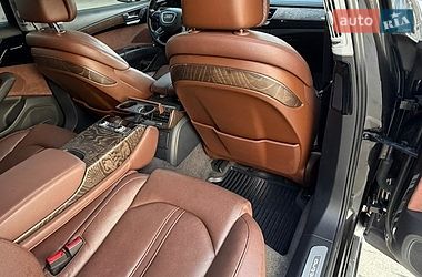 Седан Audi A8 2015 в Киеве