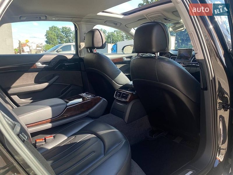 Седан Audi A8 2017 в Києві фото 29 Седан Audi A8 2017 в Києві