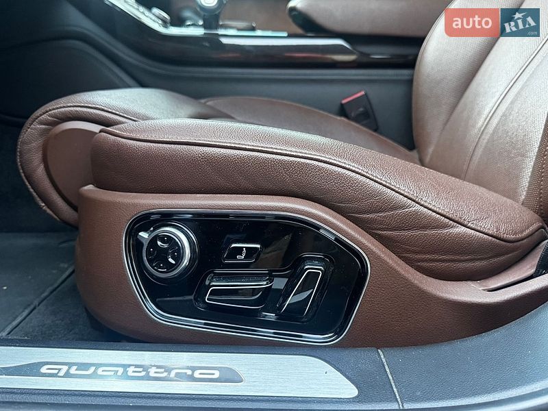 Седан Audi A8 2017 в Хмельницком