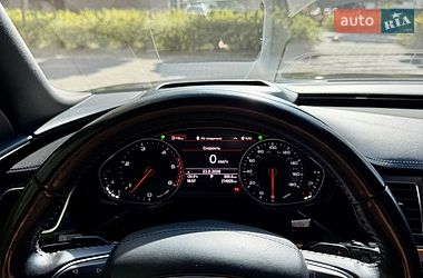 Седан Audi A8 2014 в Івано-Франківську
