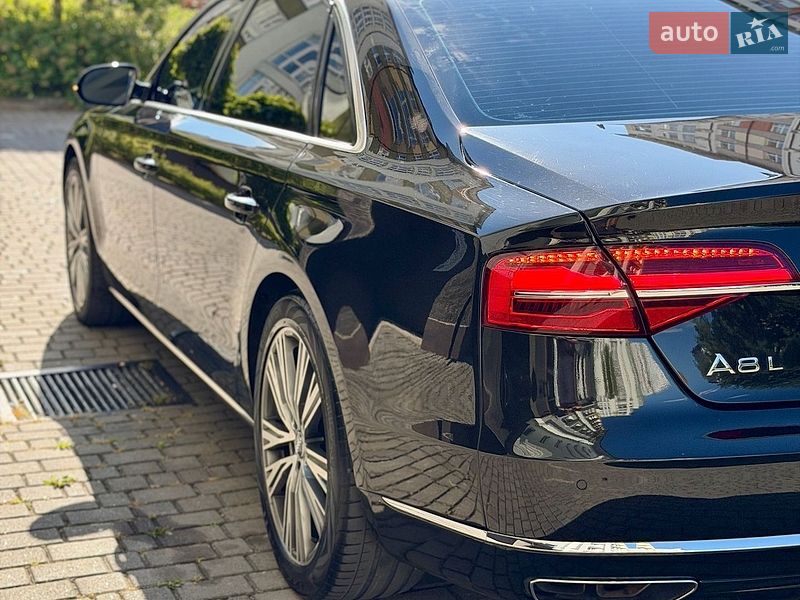 Седан Audi A8 2014 в Івано-Франківську