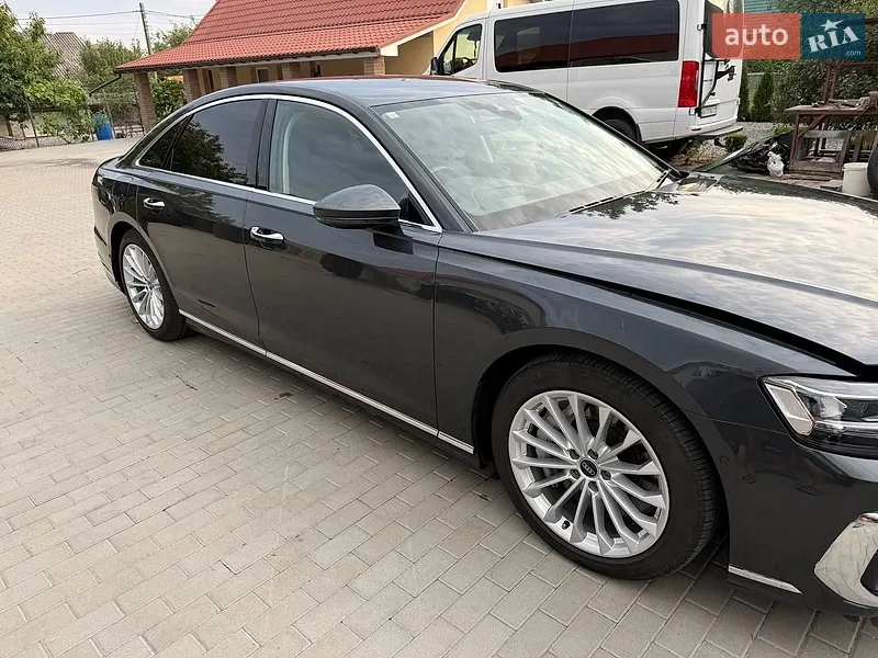 Audi A8 2023