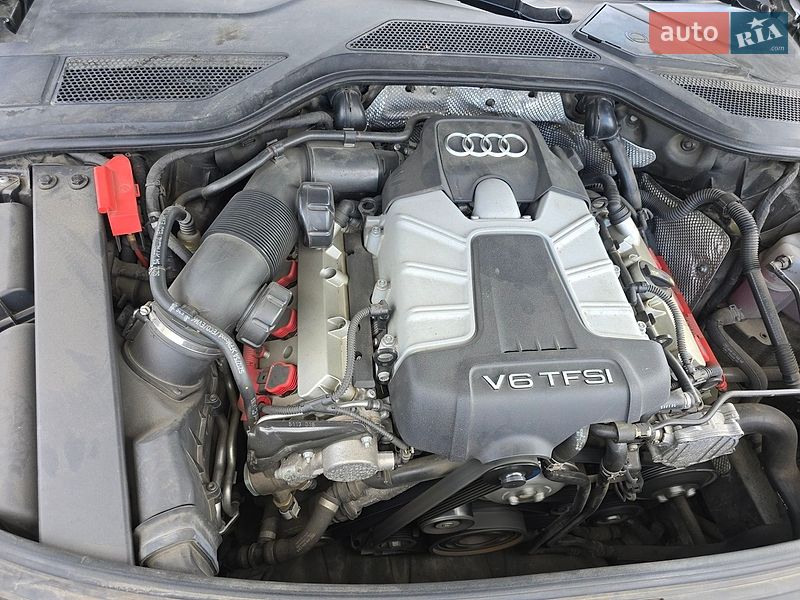 Седан Audi A8 2014 в Киеве
