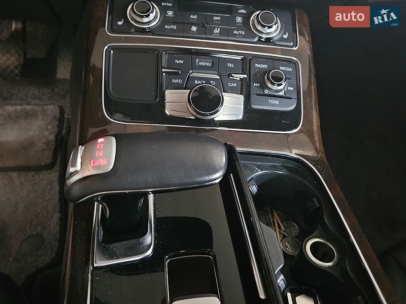 Седан Audi A8 2017 в Києві