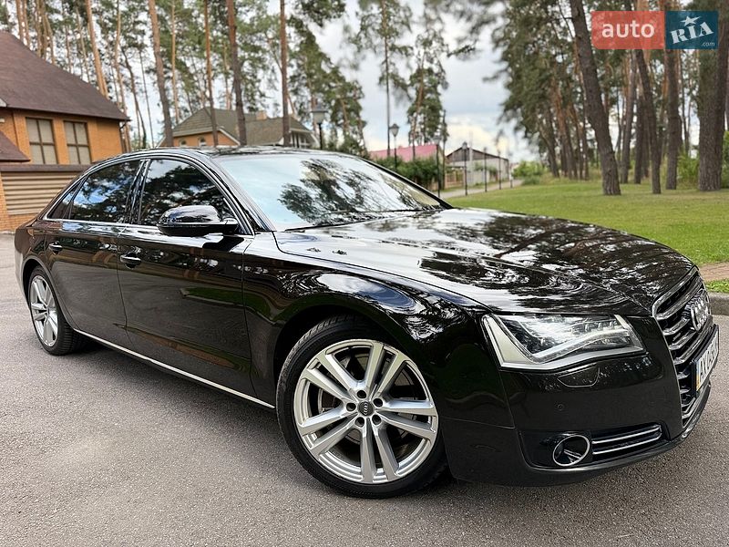 Седан Audi A8 2013 в Києві