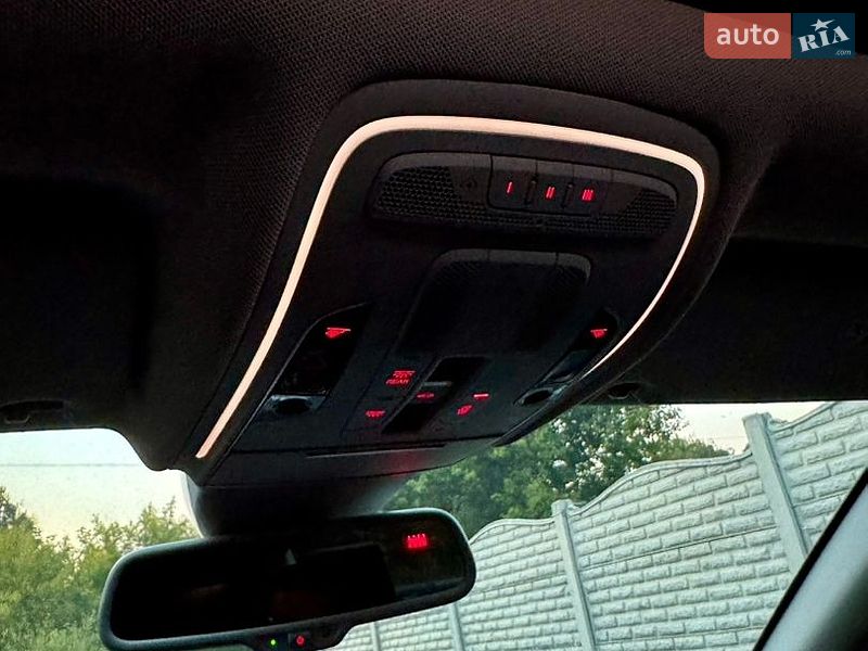 Седан Audi A8 2012 в Харькове фото 24 Седан Audi A8 2012 в Харькове