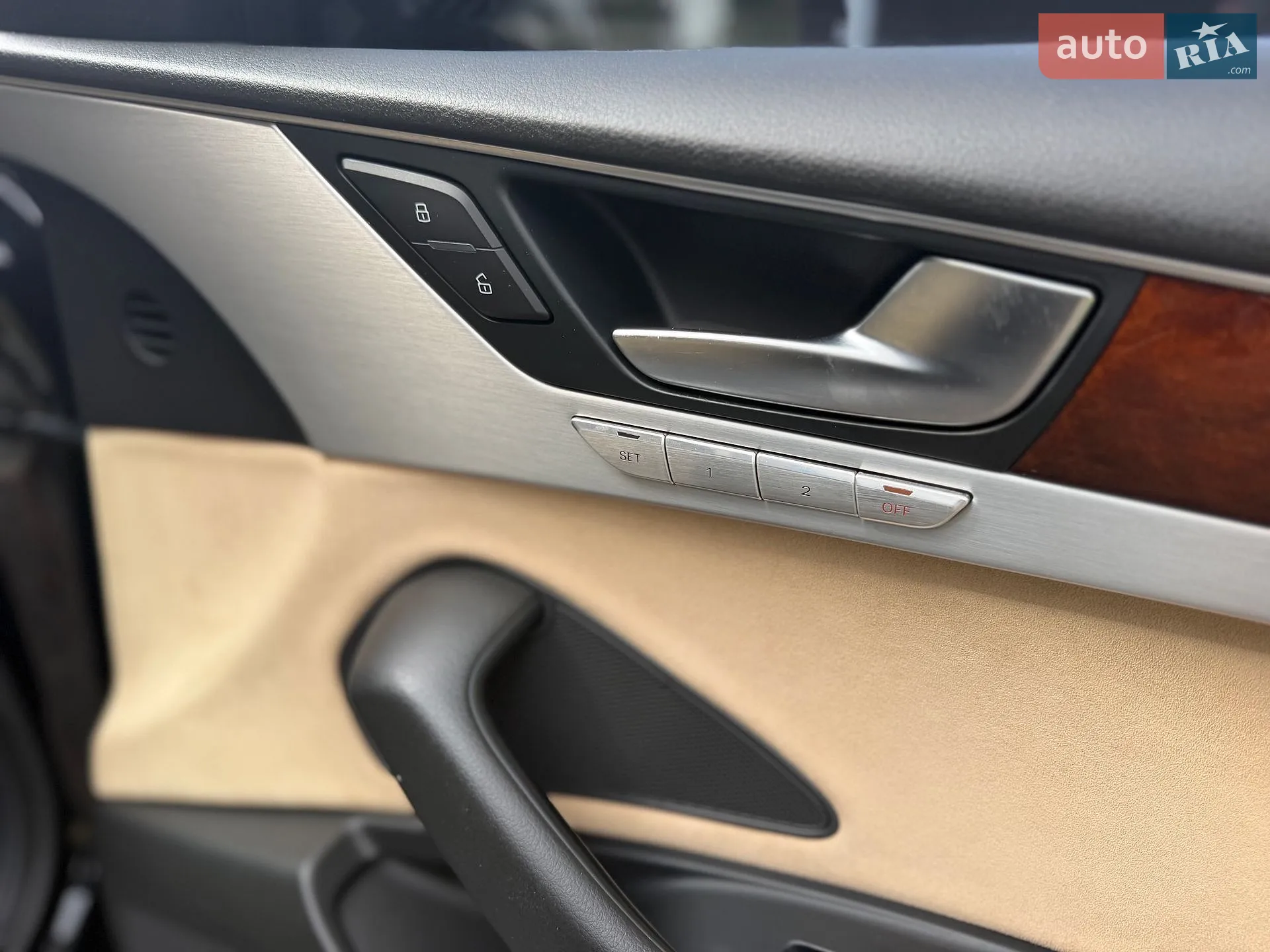 2010 Audi A8 - мініатюра 20