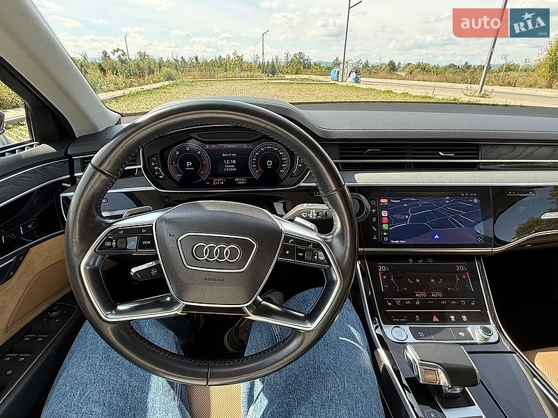 Седан Audi A8 2019 в Коломые