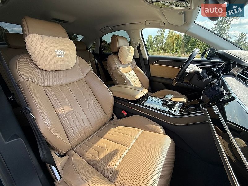 Седан Audi A8 2019 в Коломые